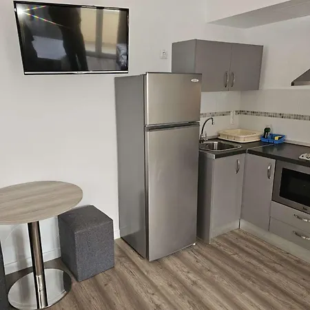 Apartament Turisticos Kenzamin *