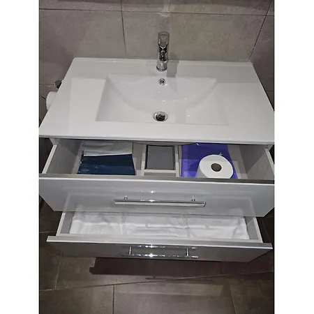 Turísticos Kenzamin *